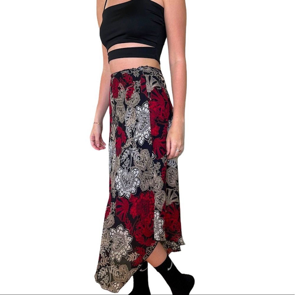 Vintage Asymmetrical SKIRT 🤍